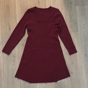 Elegant Burgundy Long Sleeve Dress